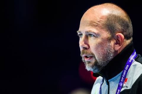 181212 Jan Ekman assistant coach of Sweden during the EHF European WomenÕs Handball Championship match between Sweden and Russia on December 12 2018 in Nantes Photo Ludvig Thunman BILDBYR u0081N kod LT 35571, detectedSourceLanguage  Copyright: LUDVIGxTHUNMAN BB181212LT065