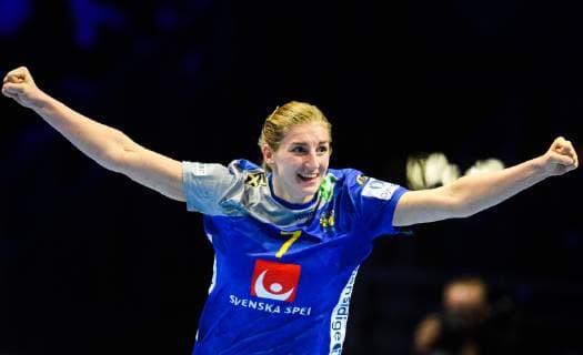 181212 Linn Blohm of Sweden celebrates during the EHF European WomenÕs Handball Championship match between Sweden and Russia on December 12 2018 in Nantes Photo Ludvig Thunman BILDBYR u0081N kod LT 35571, detectedSourceLanguage  Copyright: LUDVIGxTHUNMAN BB181212LT073