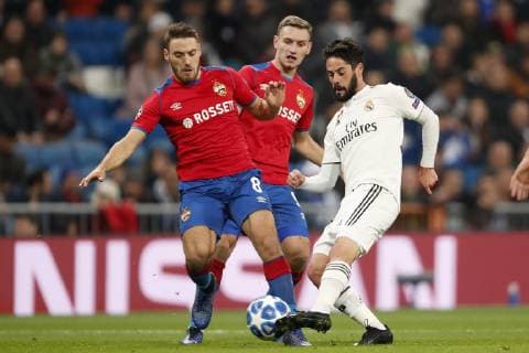 (L-R) Nikola Vlasic of CSKA Moscow, Fedor Chalov of CSKA Moscow, Isco of Real Madrid during the UEFA Champions League group G match between Real Madrid and CSKA Moskva at the Santiago Bernabeu stadium on December 12, 2018 in Madrid, Spain UEFA Champions League 2018 2019 xVIxVIxImagesx xMauricexvanxSteenxIVx 13053483