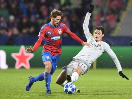 From left PATRIK HROSOVSKY of Viktoria and PATRIK SCHICK of Roma in action during the Football Champions League 6th round match: Viktoria Plzen vs AS Roma in Pilsen, Czech Republic, December 12, 2018. (CTKxPhoto MichalxKamaryt) CTKPhotoP201812121021801  _KMT4791
