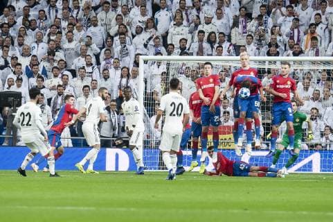 Real Madrid Francisco Alarcon Isco and PFC CSKA Moskva XXX during UEFA Champions League match between Real Madrid and PFC CSKA Moskva at Santiago Bernabeu Stadium in Madrid, Spain. December 12, 2018.  (0013012)