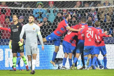 From left ANTONIO MIRANTE, KOSTAS MANOLAS both of AS Roma and soccer players of Viktoria in action during the Football Champions League 6th round match: Viktoria Plzen vs AS Roma in Pilsen, Czech Republic, December 12, 2018. AS Roma receives a goal. (CTKxPhoto MiroslavxChaloupka) CTKPhotoP201812121069901  _CHA2191