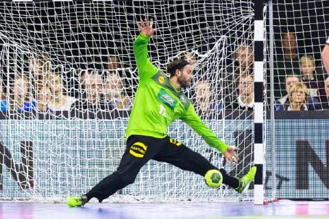 Goalkeeper Silvio Heinevetter No 12 Germany Germany vs Poland Handball Test match 12 12 18 Rostock Mecklenburg Vorpommern Germany StadtHalle Copyright: xAgentur54Gradx xFelixxKoenigx