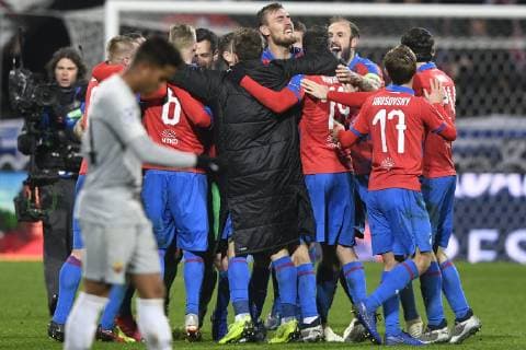 Soccer players of Viktoria Plzen celebrate a victory after the Football Champions League 6th round match: Viktoria Plzen vs AS Roma in Pilsen, Czech Republic, December 12, 2018. (CTKxPhoto MichalxKamaryt) CTKPhotoP201812121119901  kmt 3