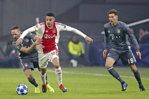 AMSTERDAM, Ajax - Bayern Munchen, football, Champions League Season 2018 2019, 12-12-2018, Johan Cruijff Arena . Ajax player Noussair Mazraoui (C) and Bayern Munchen player Franck Ribery (L) and Bayern Munchen player Leon Goretzka (R) during the game Ajax - Bayern . Ajax - Bayern  x2685351x