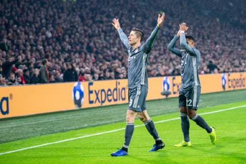 12 12 2018 xkvx Football UEFA Champions League Ajax Amsterdam FC Bayern Muenchen emspor v l Goal celebration celebrate the goal to 0 1 by Robert Lewandowski FCB FC Bayern Muenchen DFL DFB REGULATIONS PROHIBIT ANY USE OF PHOTOGRAPHS as IMAGE SEQUENCES and or QUASI VIDEO Amsterdam