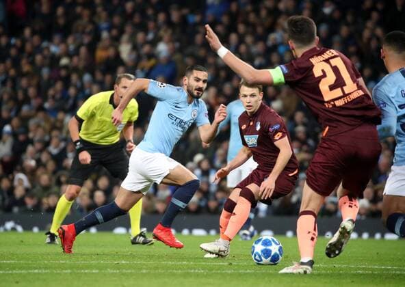 Manchester City TSG 1899 Hoffenheim England Manchester 12 12 2018 Football UEFA Champions League Season 2018 2019 6 Matchday Manchester City TSG 1899 Hoffenheim v l Ilkay Gündogan Manchester City Dennis Geiger TSG 1899 Hoffenheim