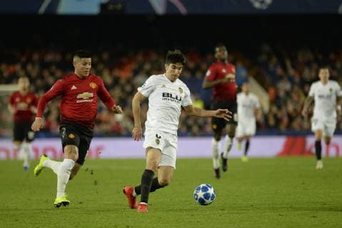 Soler of Valencia in action during the Uefa Champions League football match between Valencia and Manchester on december 12 at Mestalla stadium in Valencia Spain Foto Xisco Navarro Cordon Press  xXiscoxNavarrox xx