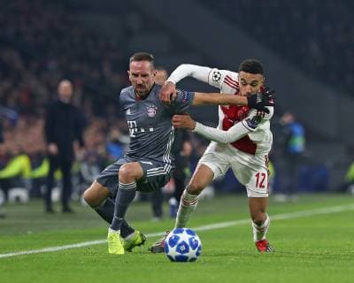 12 12 2018 Football UEFA Champions League 2018 2019 Group stage 6 Matchday Ajax Amsterdam FC Bayern Munich at Johan Cruijff Arena Amsterdam L R Franck Ribery Bayern Munich vs. Noussair Mazraoui Ajax Amsterdam DFL and DFB regulations prohibit any use of photographs as image sequences and or quasi video
