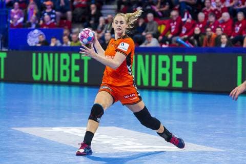 Handball Women EM Netherlands Germany Main Round Group 2 3 Matchday at the Palais des Sports Maura Visser Netherlands Bietigheim Nancy Palais des Sports Jean Weille France