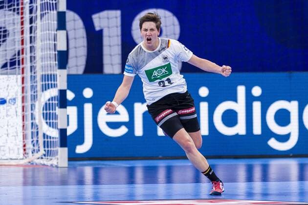Handball Women European Championship Netherlands Germany Main Round Group 2 3 Matchday at the Palais des Sports Ina Grossmann Germany Thueringer HC Jubel Freude Emotion Torjubel Torschuetze Torschütze Nancy Palais des Sports Jean Weille France