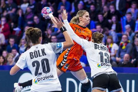 Handball Women European Championship Netherlands Germany Main Round Group 2 3 Matchday at Palais des Sports v li Emily Boelk Bölk Germany Thuringia HC Estavana Polman Netherlands Julia Behnke Germany Metzingen Nancy Palais des Sports Jean Weille France
