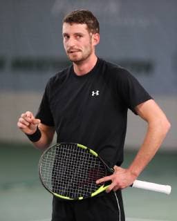 Stephan Hoiss shows the referee how far the ball was out Mimik Gestik German Championships 2018 Copyright: xJuergenxHasenkopfx
