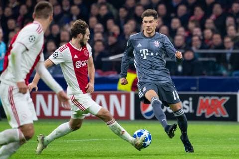 12 12 2018 xkvx Football UEFA Champions League Ajax Amsterdam FC Bayern Muenchen emspor v l Daley Blind Ajax Amsterdam Leon Goretzka FCB FC Bayern Muenchen DFL DFB REGULATIONS PROHIBIT ANY USE OF PHOTOGRAPHS as IMAGE SEQUENCES and or QUASI VIDEO Amsterdam