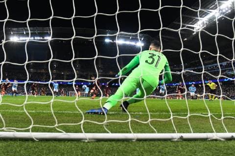 12 12 2018 xmeix Football UEFA Champions League Manchester City FC TSG 1899 Hoffenheim emspor v l Andrej Kramaric TSG 1899 Hoffenheim scores 0 1 for Hoffenheim by penalty kick against Ederson Santana Manchester City DFL DFB REGULATIONS PROHIBIT ANY USE OF PHOTOGRAPHS as IMAGE SEQUENCES and or QUASI VIDEO Manchester prio:1
