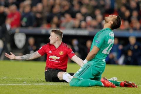 Valencia CF s Phil Jones (L) and goalkeeper Sergio Ramos reacts after an own goal during a UEFA Champions League soccer match between Valencia CF and Manchester United ManU at Mestalla stadium in Valencia, Spain, 12 December 2018. Valencia CF vs Manchester United !ACHTUNG: NUR REDAKTIONELLE NUTZUNG!  Copyright: xKaixForsterlingx GRAFCVA879 20181212-636802500545578127