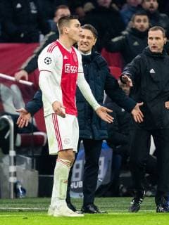 Maximilian Wober of Ajax, coach Niko Kovac of FC Bayern Munchen during the UEFA Champions League group E match between Ajax Amsterdam and Bayern Munich at the Johan Cruijff Arena on December 12, 2018 in Amsterdam, The Netherlands UEFA Champions League 2018 2019 xVIxVIxImagesx xTomxBodexMultimediaxIVx 13055063