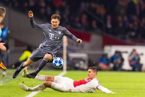 Amsterdam Netherlands 12 12 2018 UEFA Champions League 2018 19 Season Back Round Group Stage 6 Matchday Ajax Amsterdam FC Bayern Munich Scene to Red Card Leon Goretzka FCB and Maximilian Woeber Ajax in Duel DeFodi053