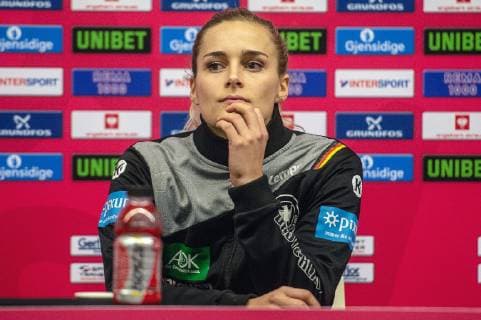 12 Dinah Eckerle Germany Netherlands vs Germany European Championship Handball Women 12 12 2018 Netherlands vs Germany European Championship Handball Women 12 12 2018 Nancy Copyright: xEIBNER Michael_Schmidtx EP_MST