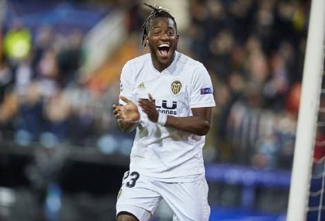 12th December 2018, Mestalla Stadium, Valencia, Spain; UEFA Champions League football, Valencia versus Manchester United ManU Batshuayi of Valencia CF celebrates after the own goal from Phil Jones of Manchester United that makes the score 2-0 for Valencia CF in minute 46  ActionPlus12087266 IvanxArlandis