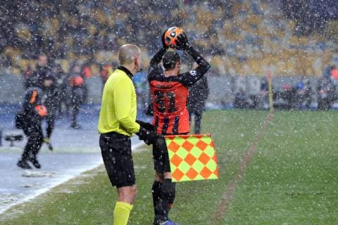 Defender Ismaily (R) of FC Shakhtar Donetsk throws the ball during the UEFA Champions League Group F Matchday 6 game against Olympique Lyonnais (Lyon) at the NSC Olimpiyskiy, Kyiv, capital of Ukraine, December 12, 2018. Ukrinform. UCL: Shakhtar vs Lyon in Kyiv  Copyright: xPavlo_Bagmutx