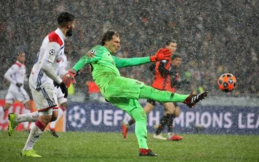 Goalkeeper Andrii Piatov (R) of FC Shakhtar Donetsk kicks the ball during the UEFA Champions League Group F Matchday 6 game against Olympique Lyonnais (Lyon) at the NSC Olimpiyskiy, Kyiv, capital of Ukraine, December 12, 2018. Ukrinform. UCL: Shakhtar vs Lyon in Kyiv  Copyright: xDanilxShamkinx