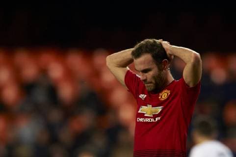 December 12, 2018 - Valencia, Spain - Juan Mata of Manchester United ManU during the match between Valencia CF and Manchester United at Mestalla Stadium in Valencia, Spain on December 12, 2018. Valencia v Manchester United - UEFA Champions League Group H  - ZUMAn230 20181212_zaa_n230_380 Copyright: xJosexBretonx