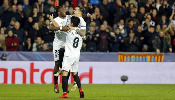 Partido de la Liga de Campeones entre el Valencai y el Manchester United ManU en Mestalla. En la imagen, Carlos Soler celebra su gol. Champions League match between Valencia and Manchester United. In this picture, Carlos Soler celebrates his goal. 