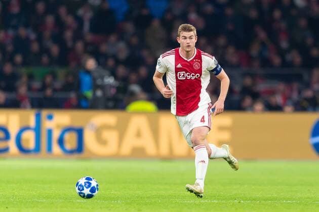 Amsterdam Netherlands 12 12 2018 UEFA Champions League 2018 19 Season Back Round Group Stage 6 Matchday Ajax Amsterdam FC Bayern Munich Matthijs de Ligt Ajax in action DeFodi053