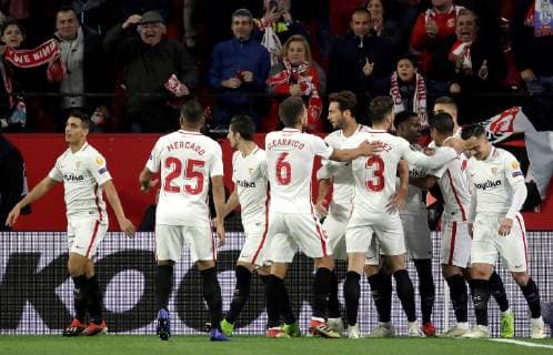 Sevilla s players jubilate a goal during the UEFA Europa League 6th round groups phase match between Sevilla and Krasnodar at the Sanchez Pizjuan Stadium, in Seville, Andalusia, Spain, 13 December 2018. Sevilla vs. Krasnodar !ACHTUNG: NUR REDAKTIONELLE NUTZUNG!  Copyright: xJulioxMunozx GRAF6448 20181213-636803256611565871