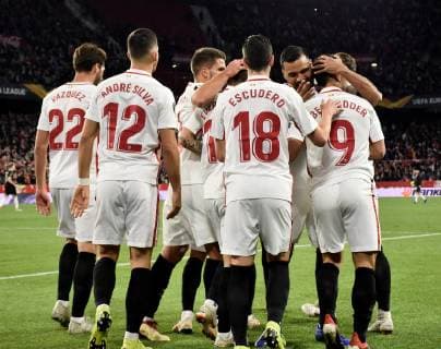 Sevilla s French striker Ben Yedder (R) jubilates a goal during the UEFA Europa League 6th round groups phase match between Sevilla and Krasnodar at the Sanchez Pizjuan Stadium, in Seville, Andalusia, Spain, 13 December 2018. Sevilla vs. Krasnodar !ACHTUNG: NUR REDAKTIONELLE NUTZUNG!  Copyright: xRaulxCarox GRAF6469 20181213-636803268290099144