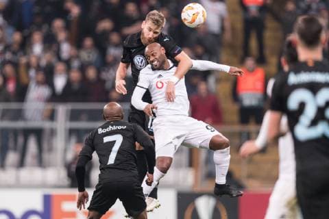 (L-R) Rasmus Bengtsson of Malmo FF, Vagner Silva de Souza Love of Besiktas JK during the UEFA Europa League group I match between between Besiktas AS and Malmo FF at the Besiktas Park on December 13, 2018 in Istanbul, Turkey UEFA Europa League 2018 2019 xVIxVIxImagesx xGerritxvanxKeulenxIVx 13060529