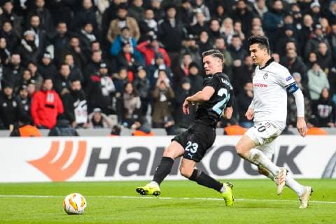 181213 Marcus Antonsson or Malmö FF scores 0 1 during the Europe league match between Besiktas and Malmö FF on December 13, 2018 in Istanbul Photo Petter Arvidson BILDBYR N Code PA 92175, detectedSourceLanguage  Copyright: PETTERxARVIDSON BB181213PA044