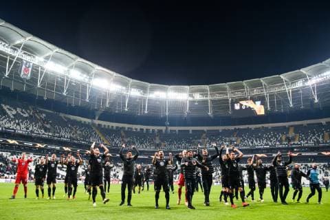 181213 Players of Malmö FF celebrates after the Europa league match between Besiktas and Malmö FF on December 13 2018 in Istanbul Photo Petter Arvidson BILDBYR u0081N kod PA 92175, detectedSourceLanguage  Copyright: PETTERxARVIDSON BB181213PA071