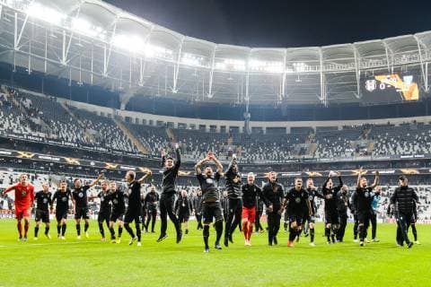 181213 Players of Malmö FF celebrates after the Europa league match between Besiktas and Malmö FF on December 13 2018 in Istanbul Photo Petter Arvidson BILDBYR u0081N kod PA 92175, detectedSourceLanguage  Copyright: PETTERxARVIDSON BB181213PA079