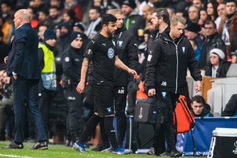 181213 Behrang Safari of Malmö FF leaves the pitch after injury during the Europa league match between Besiktas and Malmö FF on December 13 2018 in Istanbul Photo Petter Arvidson BILDBYR u0081N kod PA 92175, detectedSourceLanguage  Copyright: PETTERxARVIDSON BB181213PA096