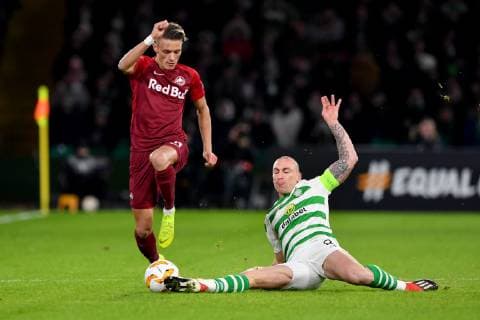SOCCER - UEFA EL, Celtic vs RBS GLASGOW,SCOTLAND,13.DEC.18 - SOCCER - UEFA Europa League, group stage, Celtic Glasgow vs Red Bull Salzburg. Image shows Hannes Wolf (RBS) and Scott Brown (Celtic). GEPAxpictures xFlorianxErtl