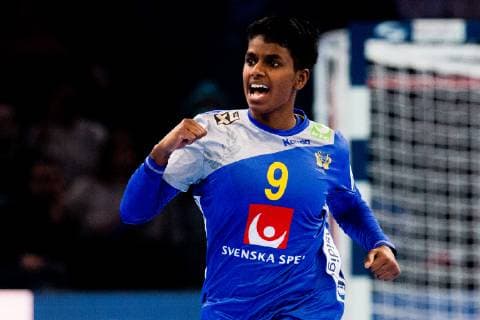 181214 Loui Sand of Sweden during the EHF European WomenÕs Handball Championship match between Sweden and Norway on December 14 2018 in Paris Photo Jon Olav Nesvold BILDBYR u0081N kod JE 160384, detectedSourceLanguage  Copyright: JONxOLAVxNESVOLD BB181214JE006