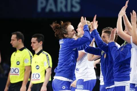 Handball, Damen EM, Halbfinale, Russland - Rumänien joie Anna Vyakhireva (Russie) et equipe HANDBALL : Russie vs Roumanie - Demie Finale Euro feminin - 14 12 2018 GwendolineLeGoff Panoramic 