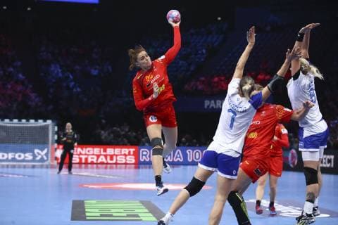 Handball, Damen EM, Halbfinale, Russland - Rumänien Ana Maria Dragut (Roumanie) HANDBALL : Russie vs Roumanie - Demie Finale Euro feminin - 14 12 2018 GwendolineLeGoff Panoramic 