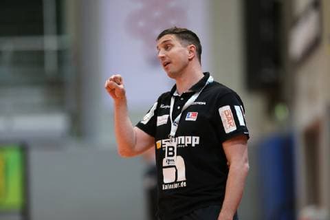 Coach Jens Buerkle Balingen Weilstetten gesticulated at the game VFL Eintracht Hagen vs HBW Balingen Weilstetten Handball 2 Bundesliga 14 12 2018 VFL Eintracht Hagen vs HBW Balingen Weilstetten Handball 2 Bundesliga 14 12 2018 Hagen Copyright: xEIBNER MarioxHommesx EP_MHS