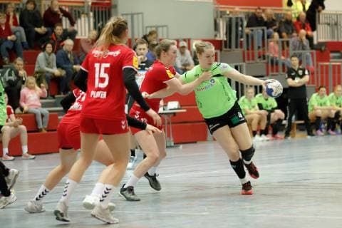 1 FSV Mainz 05 Fox Berlin 15 12 2018 GER Handball in Alicia Soffel 13 1 FSV Mainz 05 Samira Krakat 4 Fox Berlin Eibner Press Photo Ulrich Scherbaum 1 FSV Mainz 05 Fox Berlin Mainz Copyright: xEIBNER UlixScherbaumx EP_USM