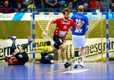 In Jubilee Niklas Weis Vikings Handball 2 League 2018 19 EHV Aue HC Rhein Vikings 29 26 on 15 12 2018 EHV Aue HC Rhein Vikings