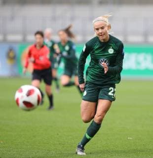 Wolfsburg vs. Essen 1 BL Women Wolfsburg Germany 16 12 2018 FOOTBALL VfL Wolfsburg vs. SGS Essen 1 Allianz Bundesliga Season 2018 19 Picture shows Pernille Harder VfL Wolfsburg Wolfsburg Wolfsburg