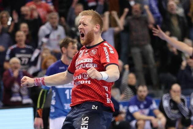 SG Flensburg Handewitt vs. Bergischer HC Handball 1 Bundesliga 16 12 18 Jubel Goal celebration with Jim Gottfridsson SG Flensburg Handewitt 24 xmmkx