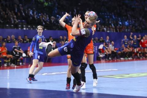Handball, EM Damen, Spiel um Platz 3, Rumänien - Niederlande Crina Elena Pintea (Roumanie) HANDBALL : Roumanie vs Pays Bas - Petite Finale Euro feminin - 16 12 2018 GwendolineLeGoff Panoramic 