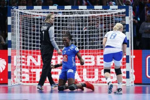 Handball, EM Damen, Finale, Russland - Frankreich Joie Astride Ngouan (France) HANDBALL : Russie vs France - Finale Euro feminin - 16 12 2018 GwendolineLeGoff Panoramic 