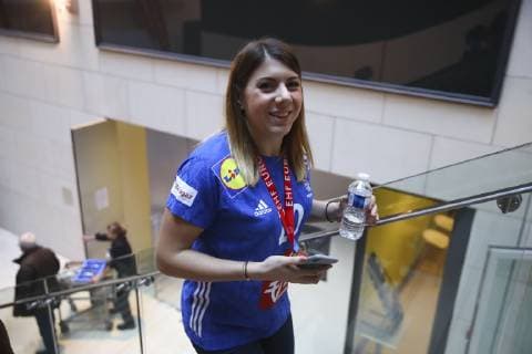 Laura Flippes (France) NEWS : Equipe de France Championne d Europe de handball a la Caisse d Epargne - 17 12 2018 GwendolineLeGoff Panoramic 
