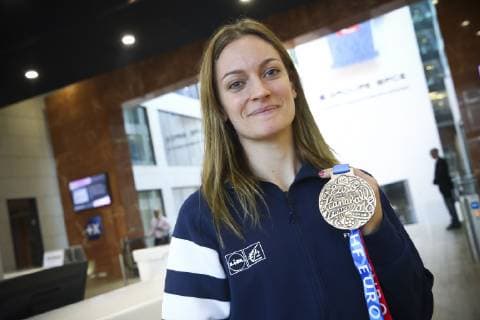 Manon Houette (France) NEWS : Equipe de France Championne d Europe de handball a la Caisse d Epargne - 17 12 2018 GwendolineLeGoff Panoramic 