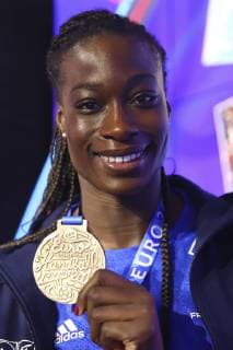 Astride Ngouan (France) HANDBALL : L Equipe de France feminine Championne d Europe de handball sur le plateau de Beinsports - 17 12 2018 GwendolineLeGoff Panoramic 